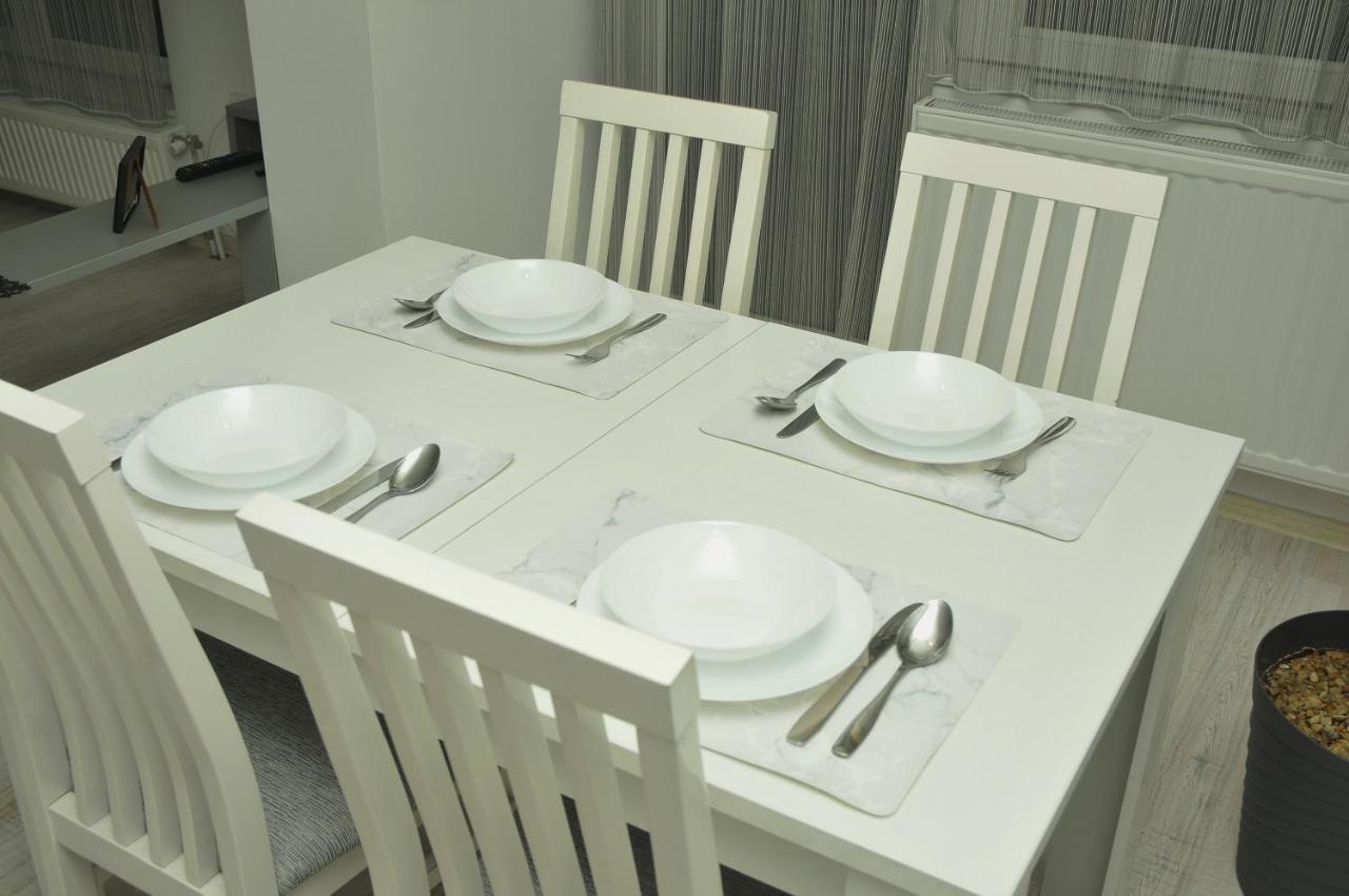 "Handmade" Apartment Ni Екстериор снимка