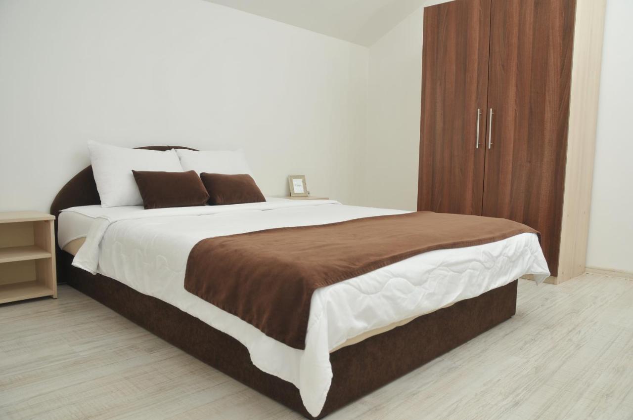 "Handmade" Apartment Ni Екстериор снимка