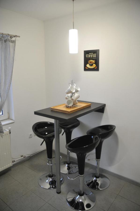 "Handmade" Apartment Ni Екстериор снимка