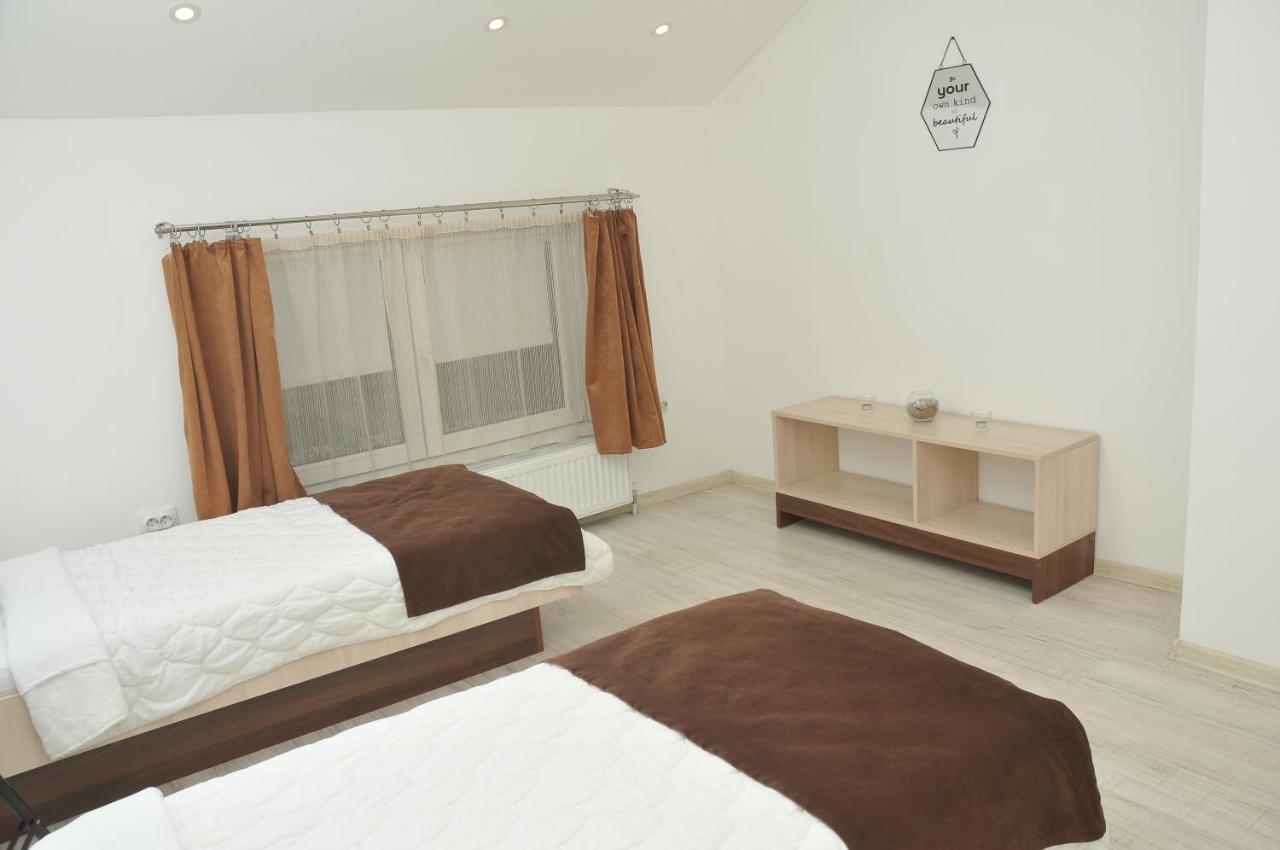 "Handmade" Apartment Ni Екстериор снимка