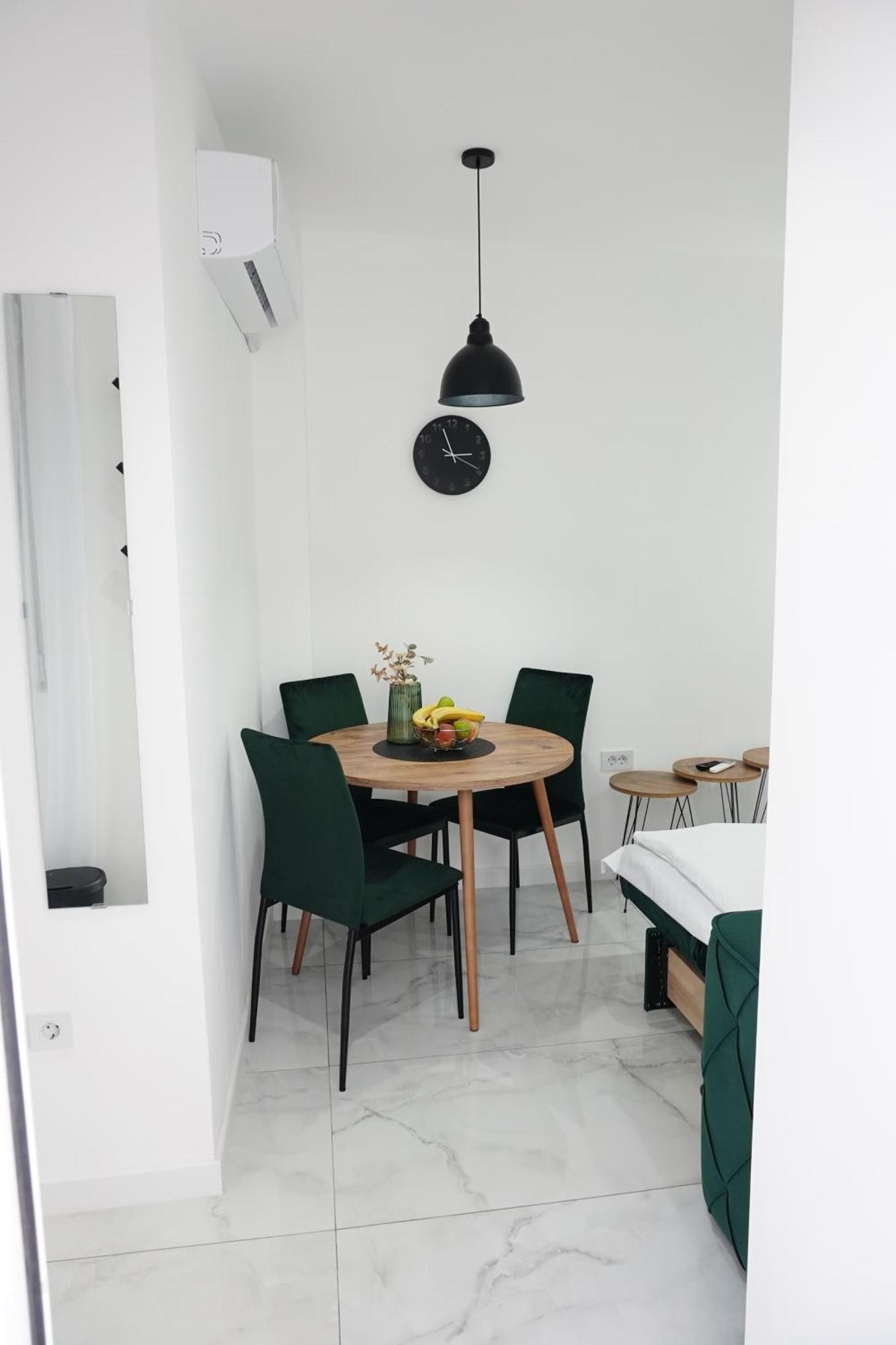 "Handmade" Apartment Ni Екстериор снимка