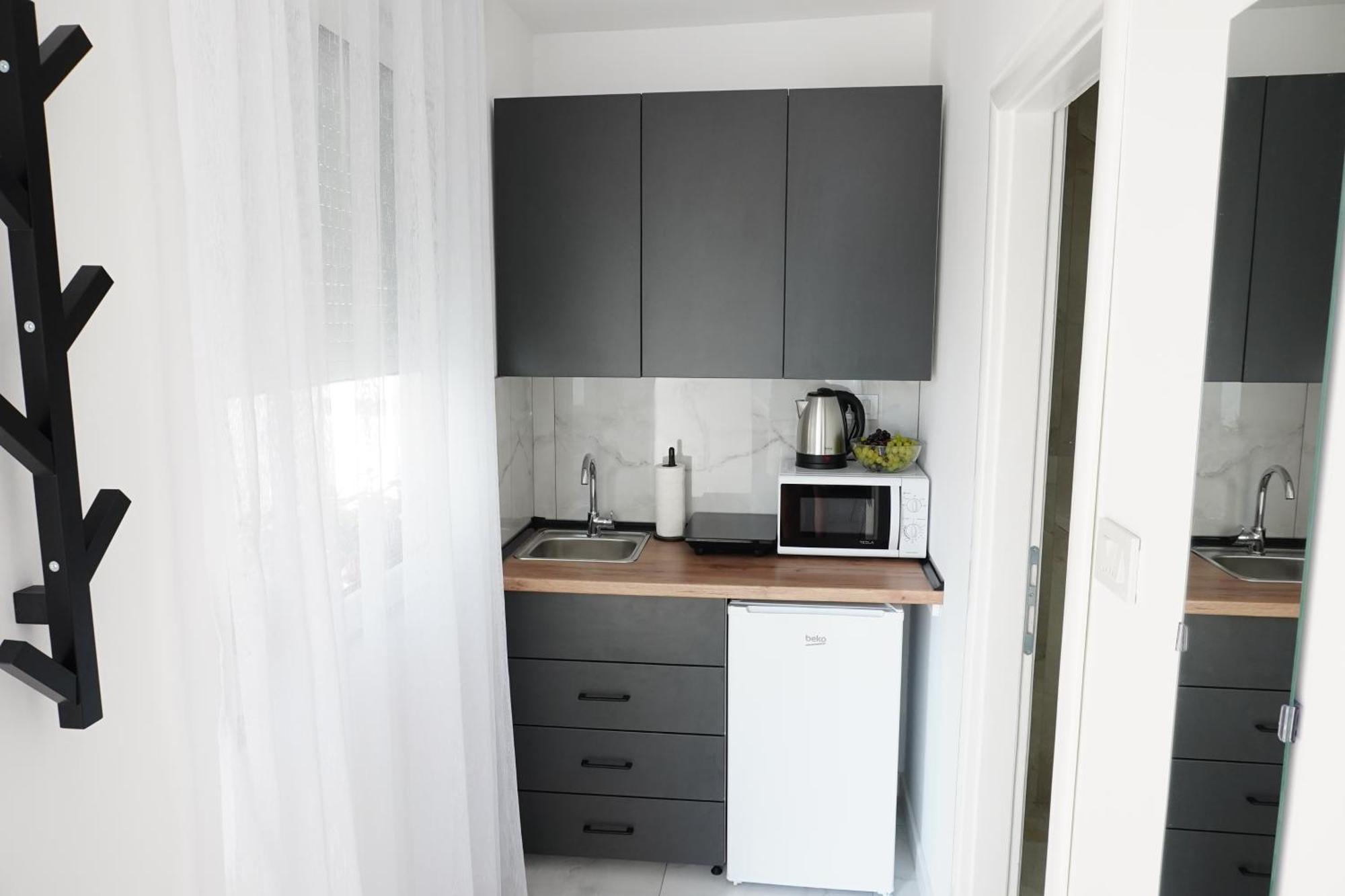 "Handmade" Apartment Ni Екстериор снимка