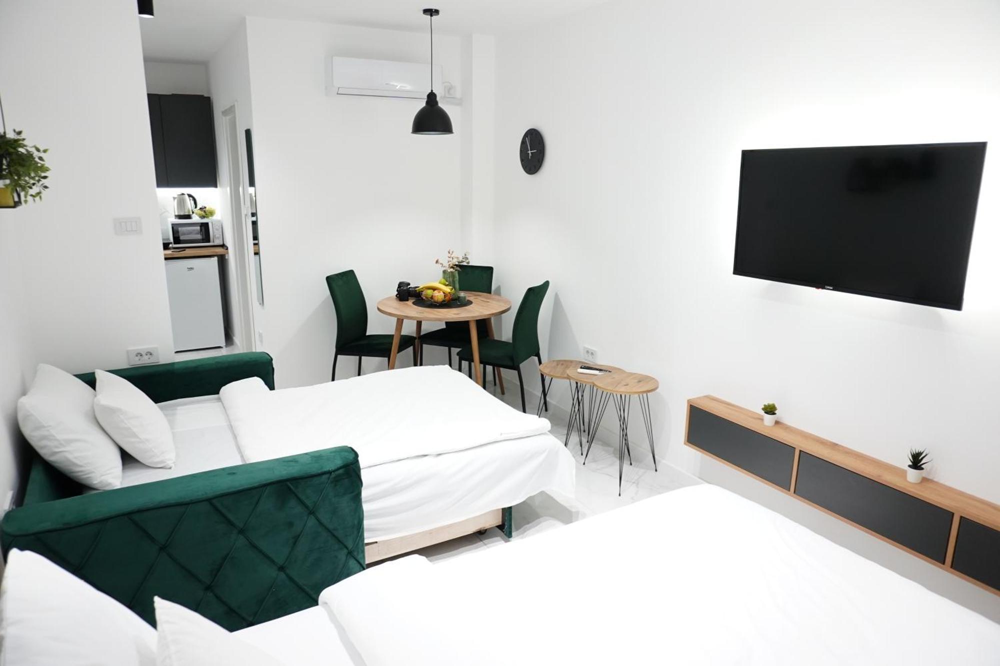 "Handmade" Apartment Ni Екстериор снимка