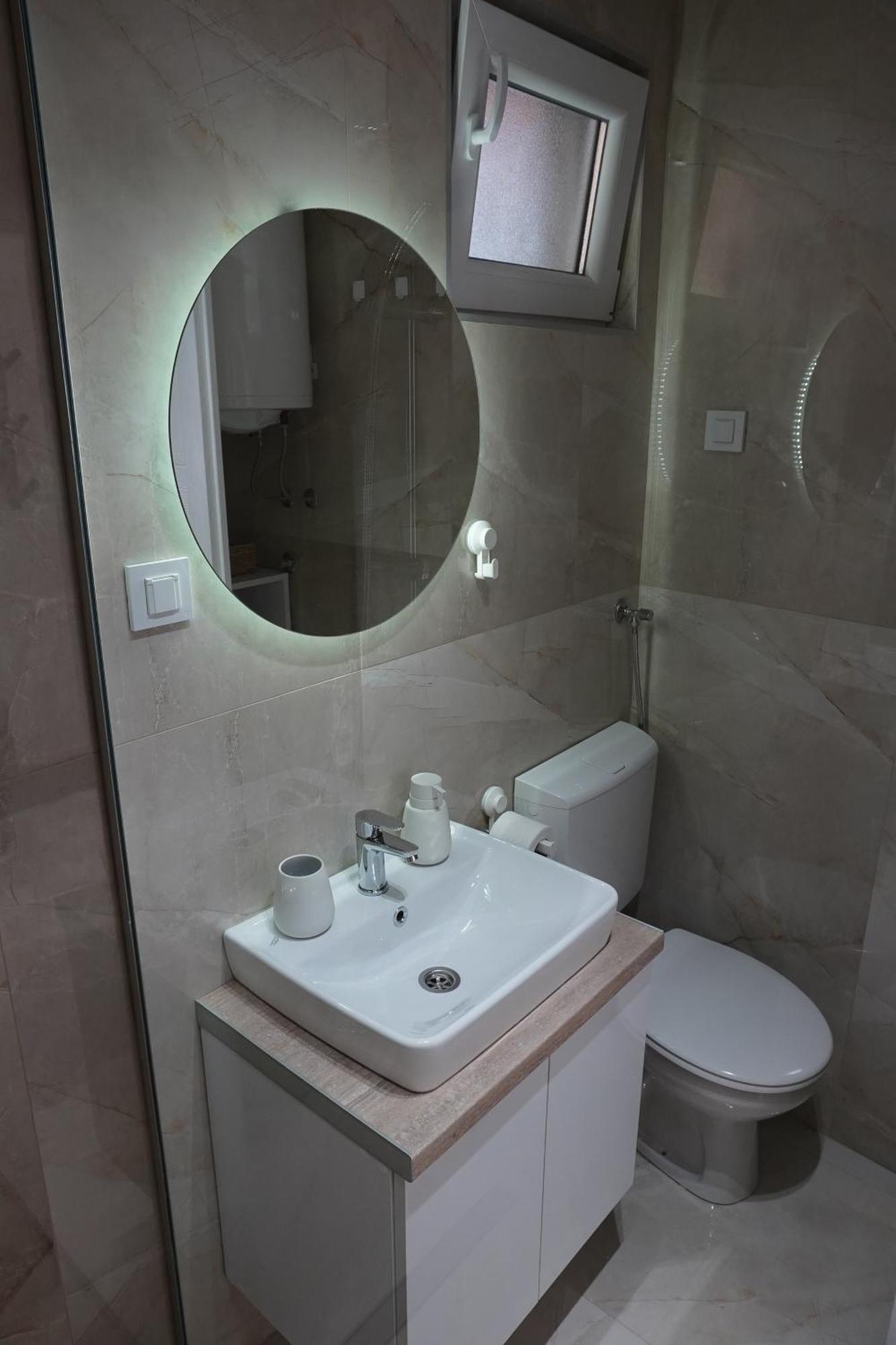 "Handmade" Apartment Ni Екстериор снимка